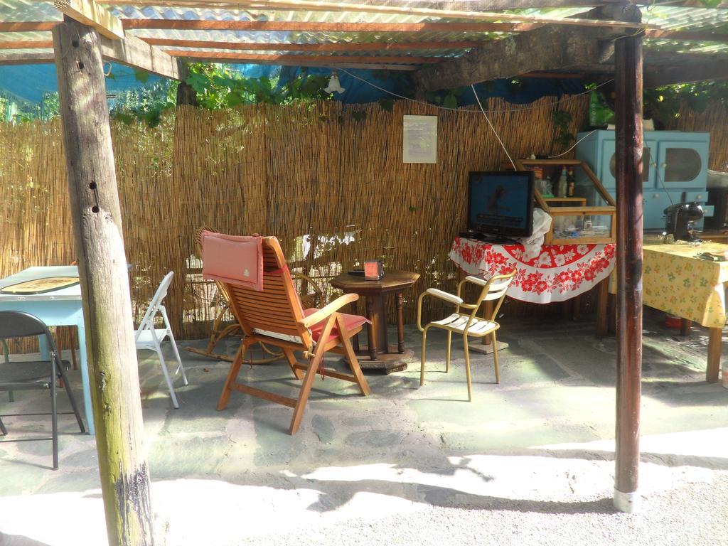 La Vieille Maison Biselli Tende Bagian luar foto